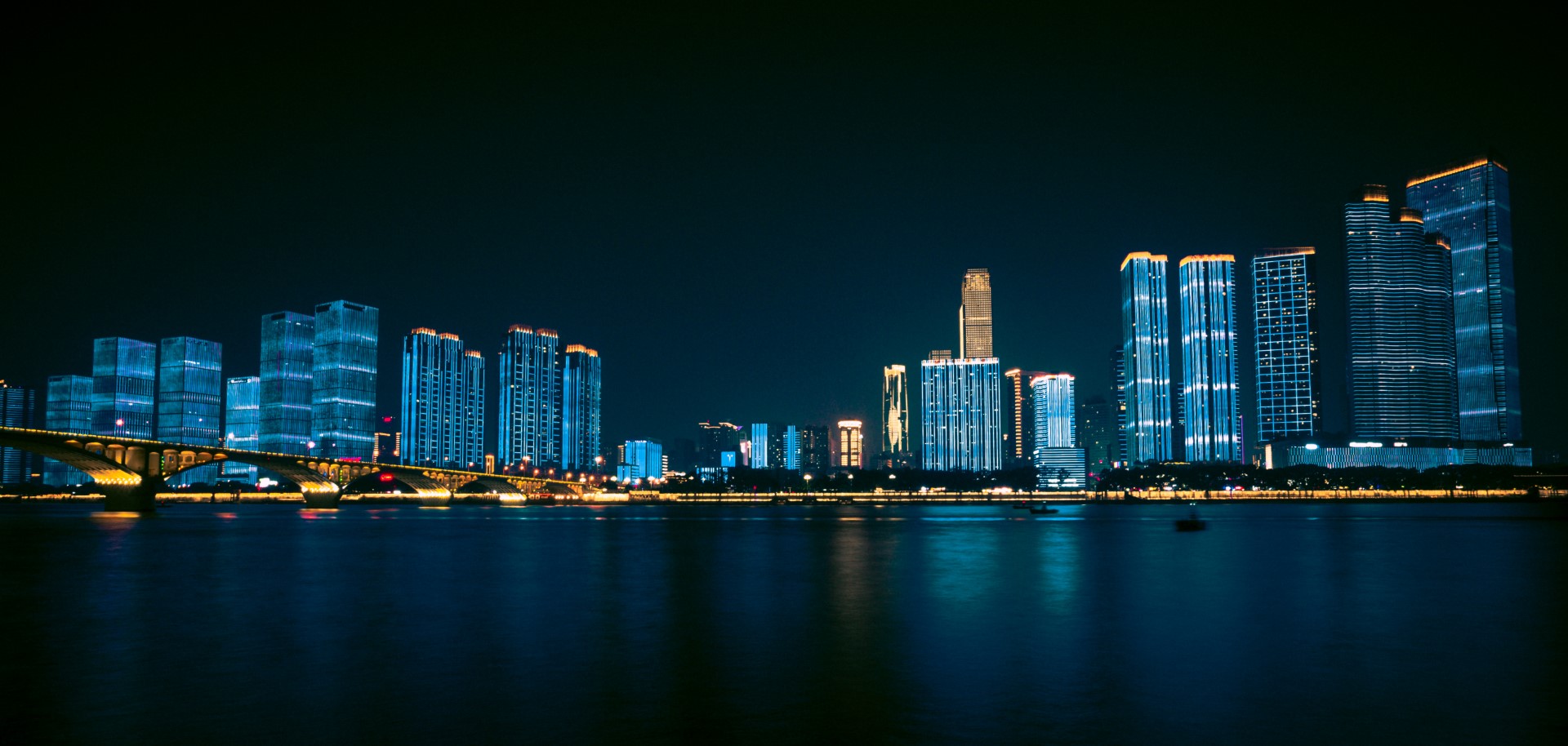 皇冠体育博彩